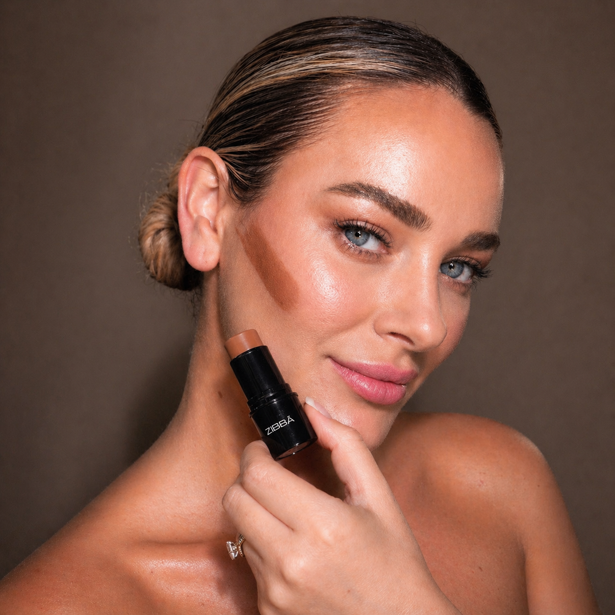 Contour Color Stick - Contorno en Barra Multiuso